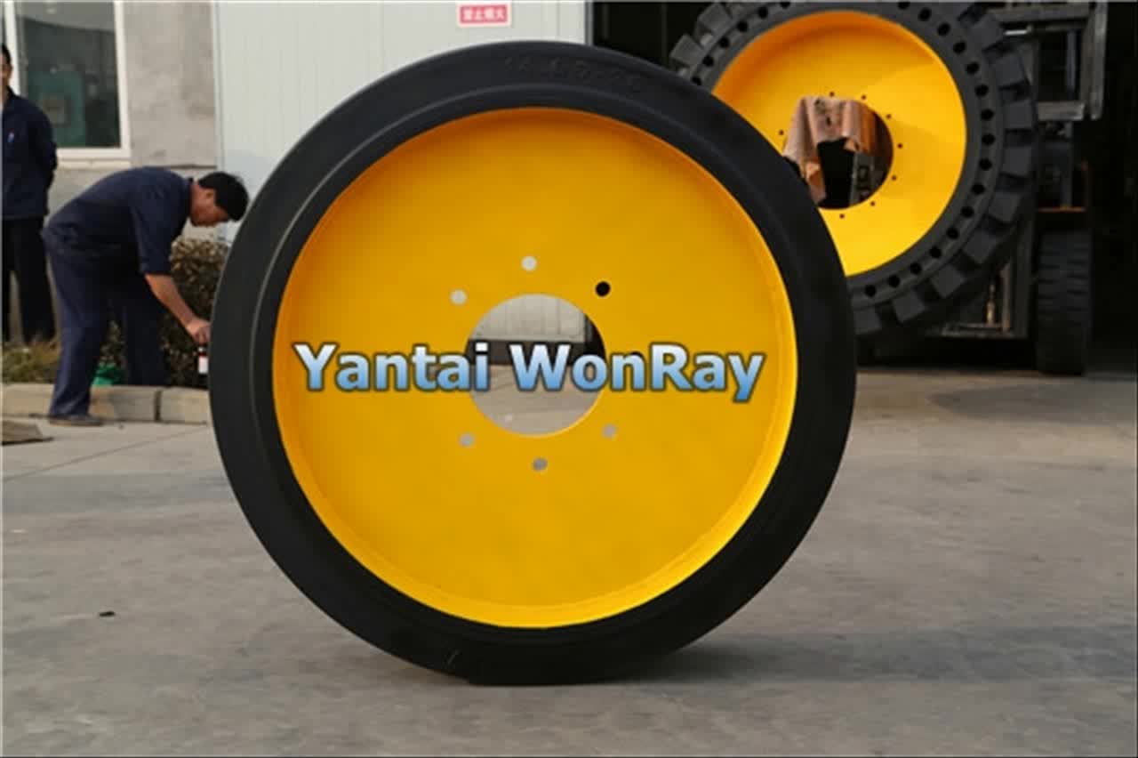 Remote Control Lifting Equipment Hubless Wheel 14.00-20 Solid Tire For