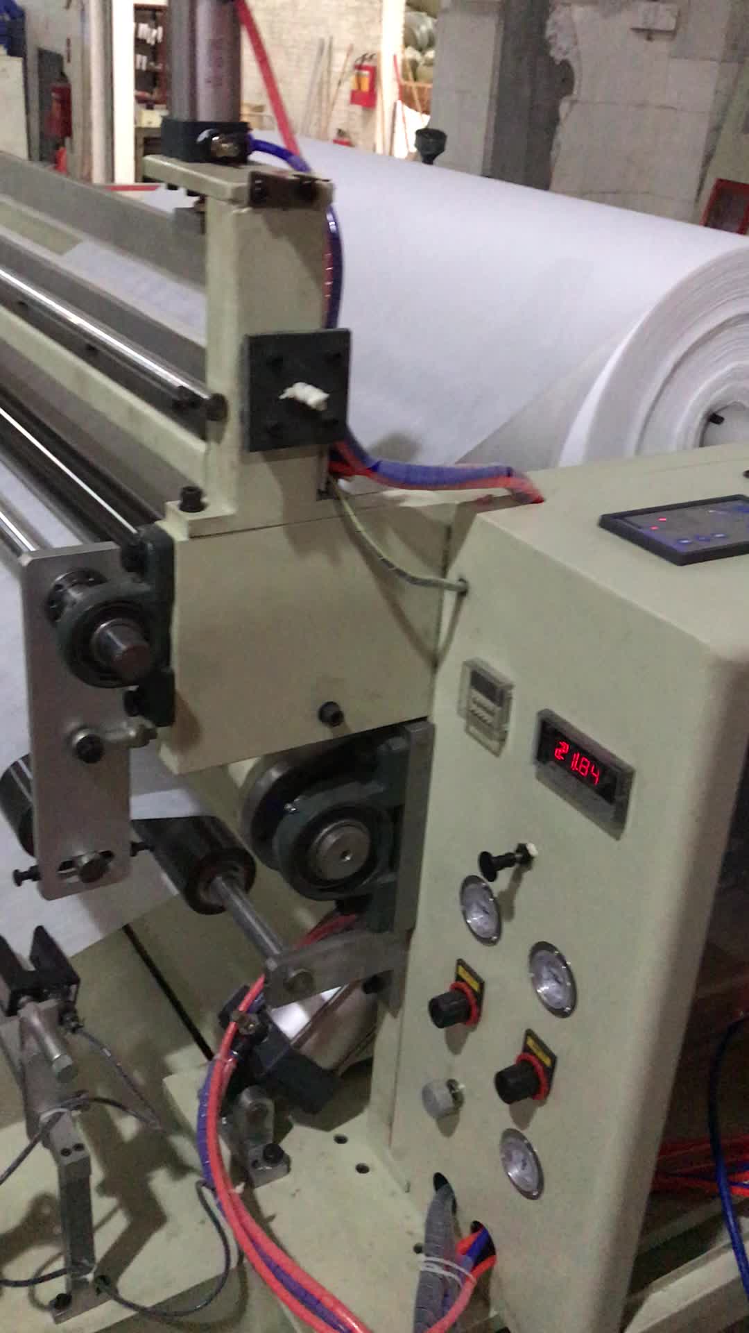 Type 1200 High Speed Nonwoven Textile Needle Punching And Embossing