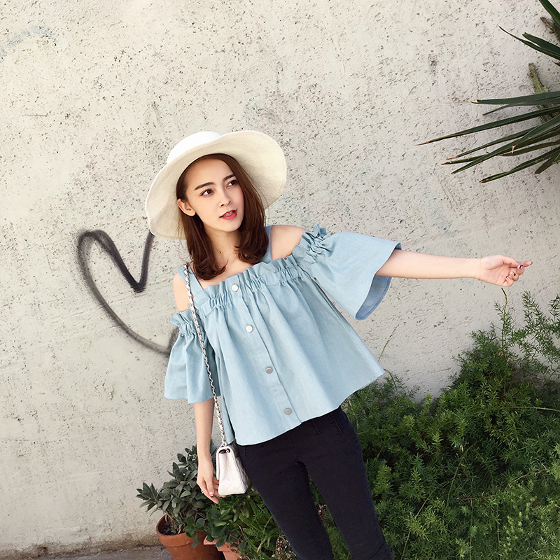 拜托!不露肩你好意思自称时尚达人?_清文艺秀