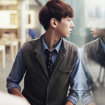 <em>马甲</em> <em>搭配</em>_新款韩版男士<em>马甲</em>时尚长版<em>针织</em>西装