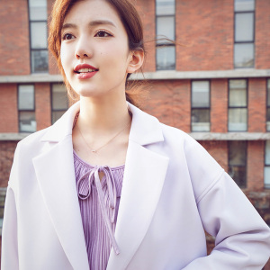 魏彦妮Santa-Rita温柔的浅紫色外套优惠价249