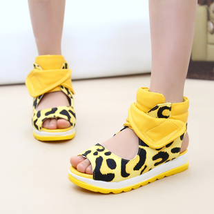  卡娃笛 夏新款女童鞋韩版 女童凉鞋 公主鞋 儿童凉鞋软底亮色