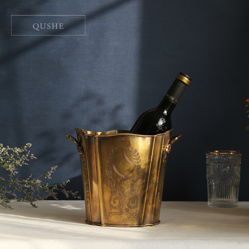 印度进口纯黄铜红酒香槟冰桶花器餐厅酒具样板间摆件复古欧美式在类目 餐饮具, 酒壶/酒杯/酒具, 冰桶中 - 来自Buy2taobao.com提供专业的淘宝代购服务