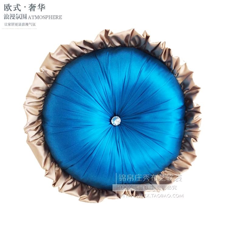 纺丝圆枕欧式水晶包圆扣抱枕枕水晶沙发南瓜枕包邮欧式靠靠垫多色在类目 居家布艺, 靠垫/抱枕中 - 来自Buy2taobao.com提供专业的淘宝代购服务