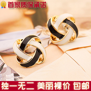  E003耳环韩国 黑白 时尚扭曲 耳环 韩国 夸张 可爱 大耳钉女耳饰