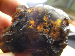  磐石琥珀 N0.4074 天然多米尼加琥珀原石 品质得分：5分 38.84g