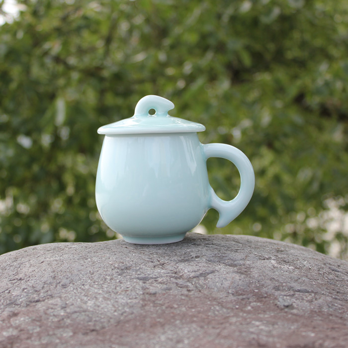 龍泉青瓷茶具茶杯 杯子 四季杯水杯辦公杯 大號帶蓋陶瓷杯 情侶杯在類目 餐飲具, 茶具, 茶杯中 - 來自Buy2taobao.com提供專業的淘寶代購服務