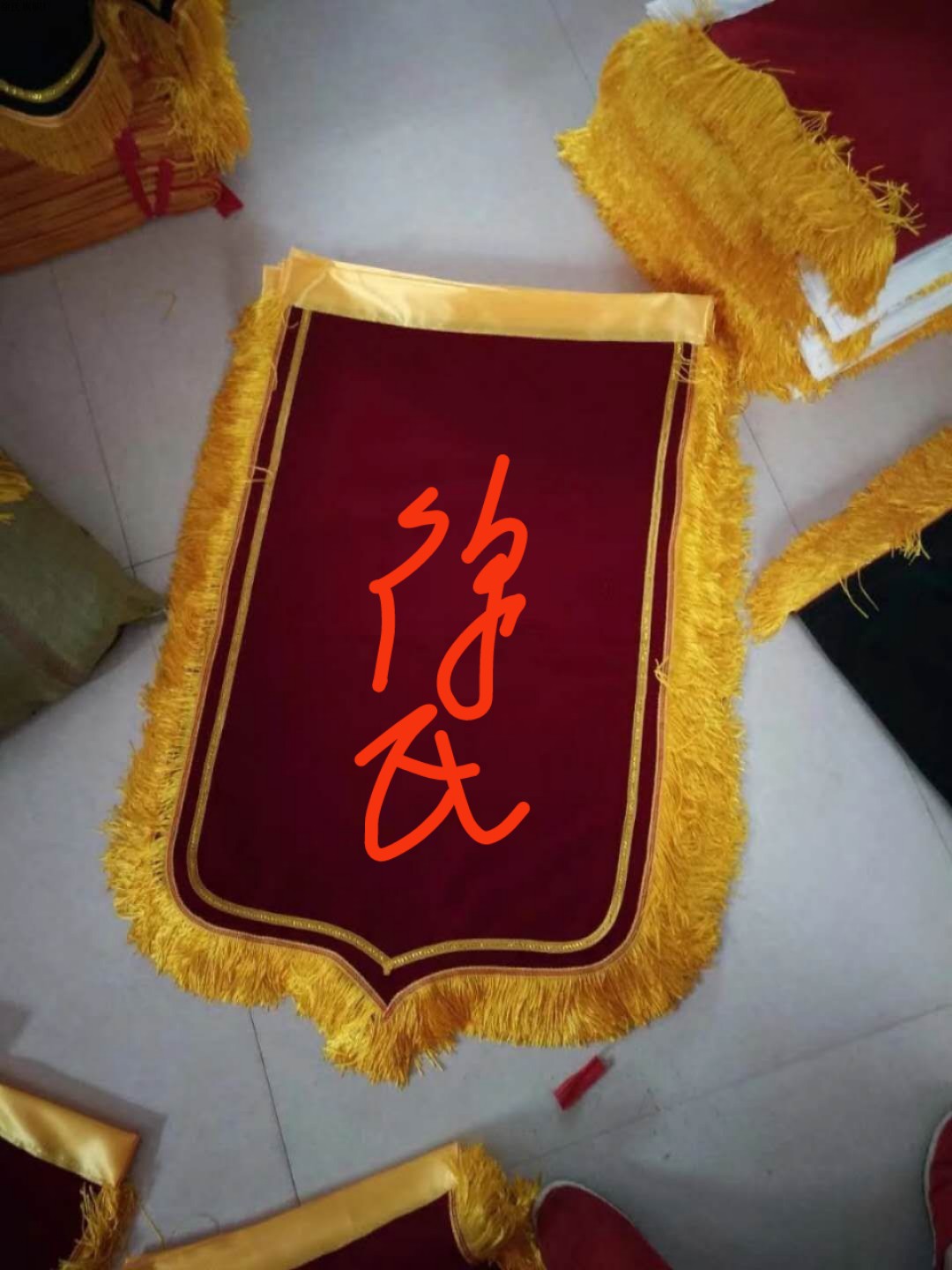 60x90公分植绒锦旗 彩旗 广告旗 绶带 国旗,定做空白锦旗在类目 电子词典/电纸书/文化用品, 教学演示/展示告示用品, 旗帜中 - 来自Buy2taobao.com提供专业的淘宝代购服务