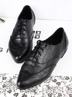  新款复古英伦风真皮系带平底女鞋 平跟休闲浅口尖头低帮单鞋