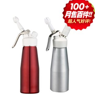 包郵 花式咖啡奶油槍/發泡槍/裱花槍/500ML 白/紅/銀三色 實體店在類目 餐飲具, 咖啡器具, 配套器具中 - 來自Buy2taobao.com提供專業的淘寶代購服務