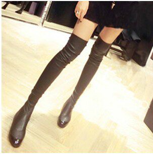 【多图】黑色<em>过膝</em>长靴怎么搭配衣服_黑色<em>过膝</em>