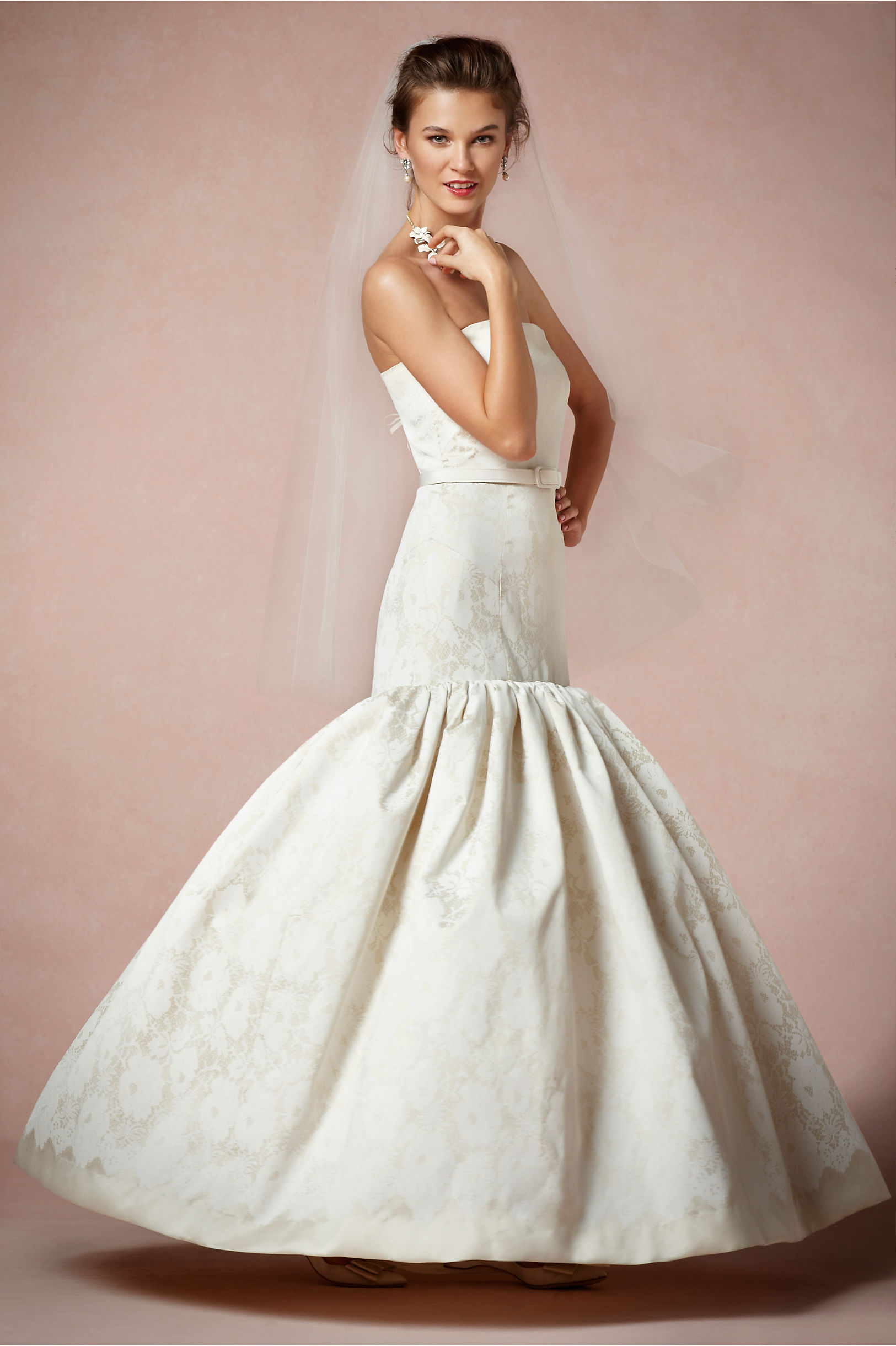BHLDN 新款抹胸真丝绸缎印花鱼尾喇叭裙摆礼服婚纱 BHLDN 新款抹胸真丝绸缎印花鱼尾喇叭裙摆礼服婚纱