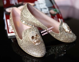  猪皮里 新春款女单鞋低帮鞋子 骷髅头 水钻平跟平底金色婚鞋