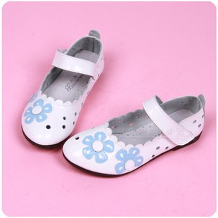  春夏新款 韩版公主鞋花朵镂空牛漆皮儿童半凉鞋真皮女童单鞋