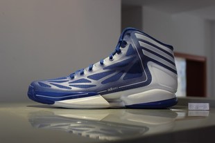  adidas adiZERO Crazy Light 2 罗斯篮球鞋 轻无敌2代 G56408