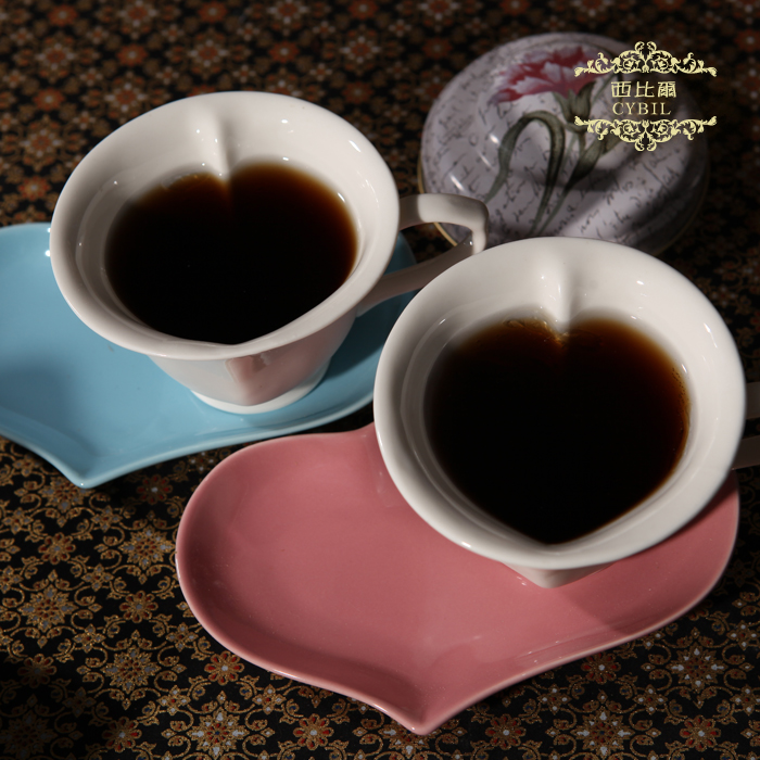 zakka英式心形杯陶瓷咖啡杯带碟骨瓷套装韩国创意情侣对杯奶茶杯 zakka英式心形杯陶瓷咖啡杯带碟骨瓷套装韩国创意情侣对杯奶茶杯