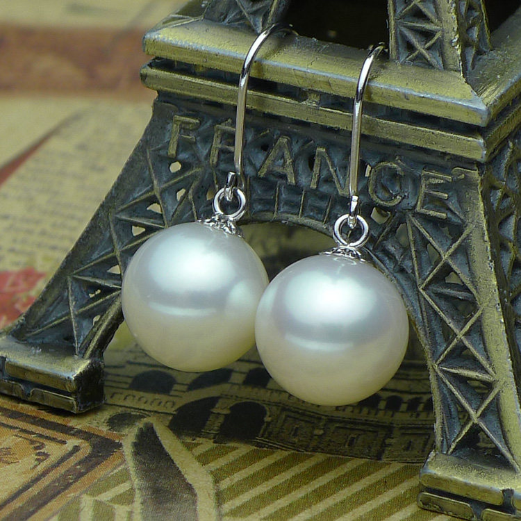 【天然<em>珍珠耳环</em>】_戴珍珠耳环的少女_<em>带珍珠</em>