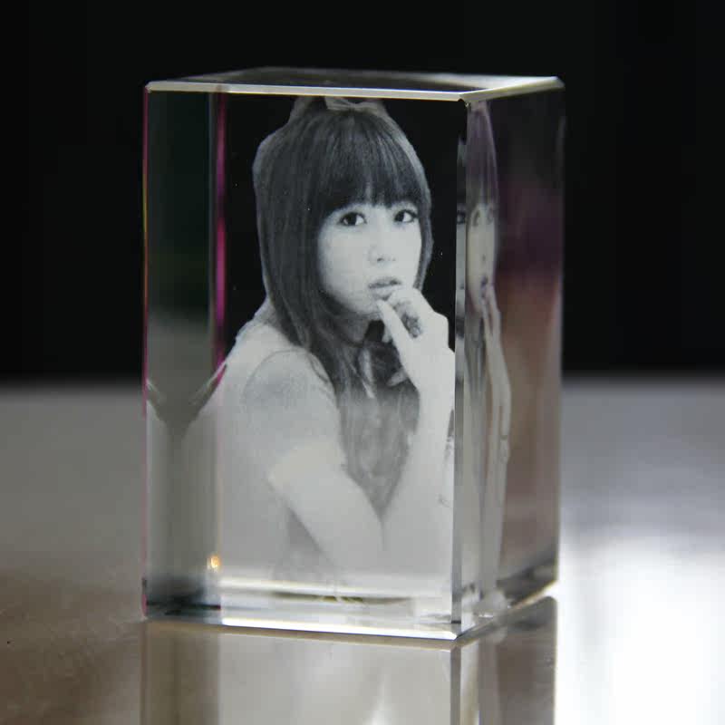 个性水晶内雕<em>照片</em>定制 结婚<em>生日礼物</em>摆台 水晶