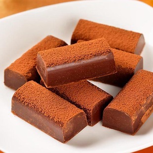  【包邮】乐奈 包邮卡布提诺黑松露巧克力礼盒装600G  零食