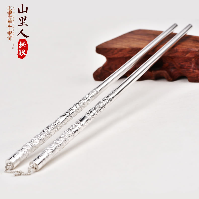 Silver Chopsticks S990 Foot Silver The age of A birthday present Yunnan manual Silver Snowflake tableware hollow Dragon and phoenix chopsticksin the Tableware , Tableware , Chopsticks category - from Buy2taobao.com to provide professional Taobao agent buy service