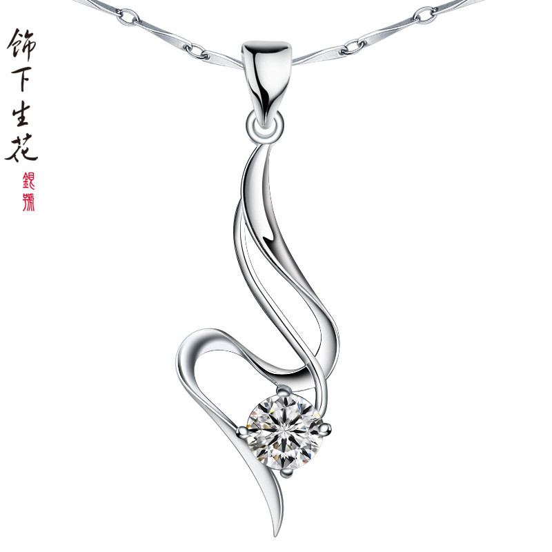 一见倾心 925纯银项链女士 韩版时尚 锁骨 高贵大气 银饰品 一见倾心 925纯银项链女士 韩版时尚 锁骨 高贵大气 银饰品