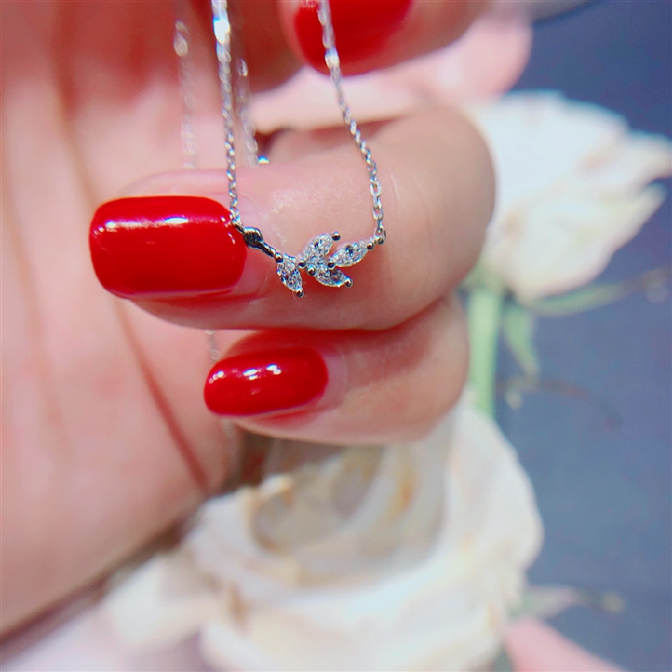 18K Olive Leaf Leaf Horse eye natural Diamonds Light extravagance Pendant Pendant Pendant Necklace common 13 branchin the Jewelry/Diamond/Jade/Gold , Diamond Jewelry (New) , Choker category - from Buy2taobao.com to provide professional Taobao agent buy service