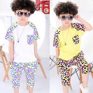  原创设计！夏季男童儿童时尚拼炫彩豹纹短袖t恤+七分垮裤套装