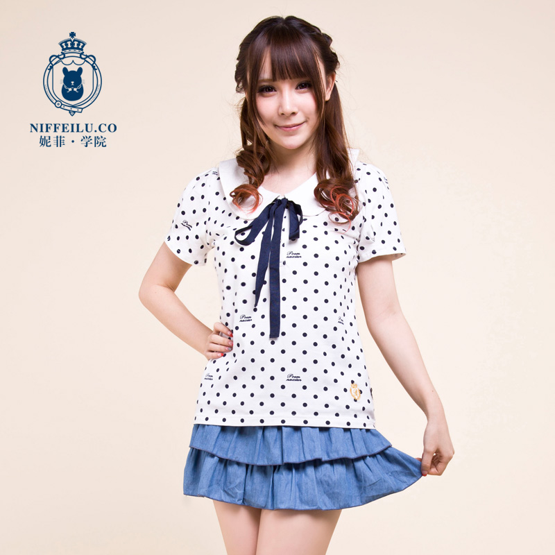 韩版娃娃领波点修身...