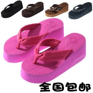  夏季新款女厚底夹脚人字拖鞋超高跟韩版玫红色沙滩凉拖松糕鞋