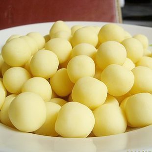  雪原奶豆 内蒙古特产高端原味提子奶豆内有提子一粒