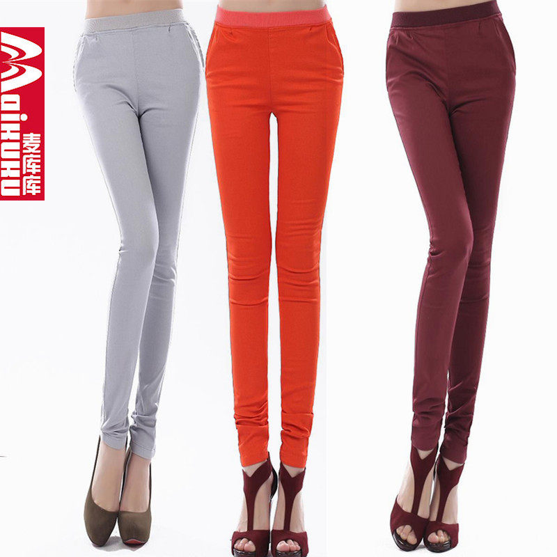 我想知道这个裤子的<em>布料</em>和颜色叫<em>什么</em>名字,淘