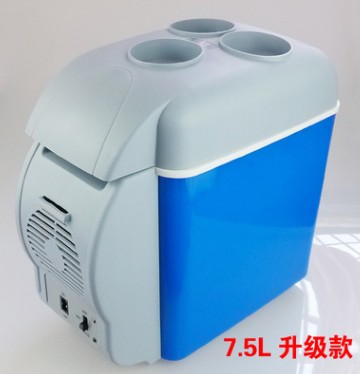 汽車冰箱 7.5L迷妳車載冰箱 車用家用小冰箱 車載冷暖箱 便攜冰箱在類目 汽車/用品/配件/改裝, 汽車影音/車用電子/電器, 車用電子/電器, 車載冷暖箱中 - 來自Buy2taobao.com提供專業的淘寶代購服務