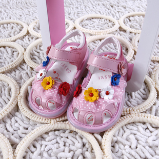  夏季新款宝宝凉鞋带亮灯甜美儿童鞋女童包头镂空凉鞋XYA118