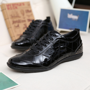  韩版男士休闲鞋 纯色格纹男休闲板鞋舒适男日常工作鞋透气男鞋子