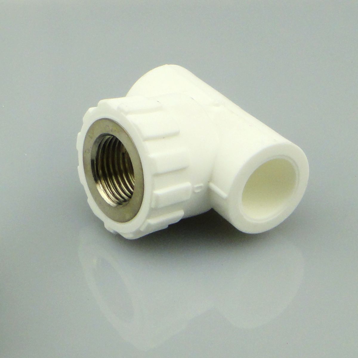 PPR內絲/內牙銅三通 PPR內絲三通 PPR水管配件 PPR管件 水暖配件在類目 基礎建材, 水管管材, 其他管材連接件, 三通中 - 來自Buy2taobao.com提供專業的淘寶代購服務