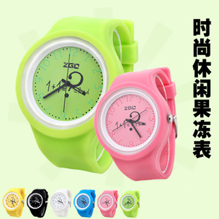  包邮韩国时尚男女情侣手表韩版学生石英表糖果色果冻表水钻时装表
