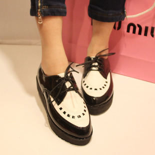  原宿款黑白潮鞋松糕鞋欧美英伦风女鞋 厚底鞋尖头系带单鞋坡跟鞋