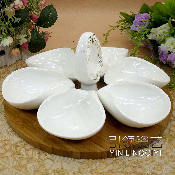 新款 陶瓷厨房用品 客厅摆件创意礼品西餐盘 蜜饯碟点心碗调料盒 新款 陶瓷厨房用品 客厅摆件创意礼品西餐盘 蜜饯碟点心碗调料盒