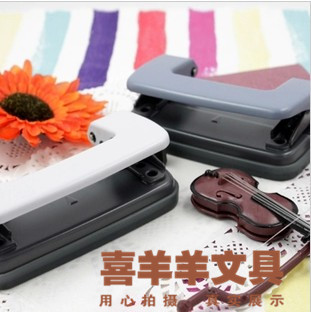 得力打孔机0101可打12张 2孔打孔器孔距 80mm在类目 电子词典/电纸书/文化用品, 装订用品, 打孔机中 - 来自Buy2taobao.com提供专业的淘宝代购服务