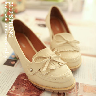  小简家 新款英伦学生粗跟中跟鞋女蝴蝶结打结女鞋流苏装饰单鞋子