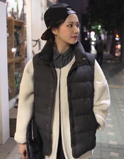 韩国<em>进口羽绒马甲</em>哪个好?韩国<em>进口羽绒马甲</em>价