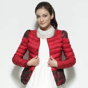  冬装新款羽绒棉服气质金色重工蕾丝钩花拼接修身短款加厚棉衣