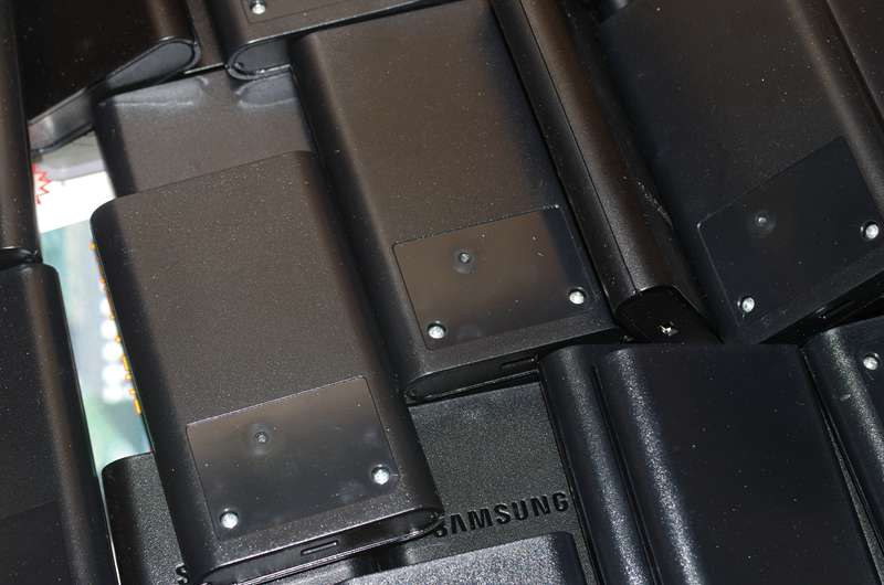 锂电充电器 4.2V充电器 DIY锂电充 盒子充 带 SH67P847M 单片机在类目 3C数码配件, MP3/MP4配件, MP3/MP4充电器中 - 来自Buy2taobao.com提供专业的淘宝代购服务