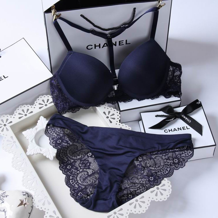 <em>CHANEL</em>维多利亚的秘密<em>内衣文胸</em>套装 专柜正