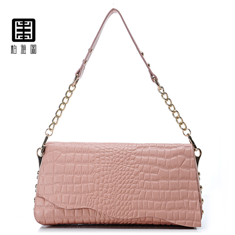 爱马仕女性世界暨中国首场<em>女装</em>发布_<em>品牌包包</em>