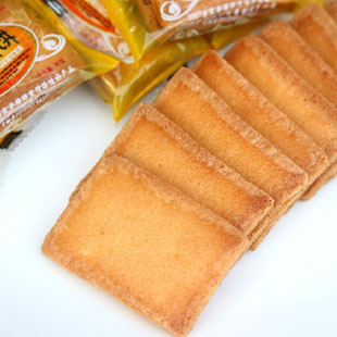  白鹤铁板鸡蛋煎饼500克 烘焙饼干据说比面包干好吃 特产 5斤