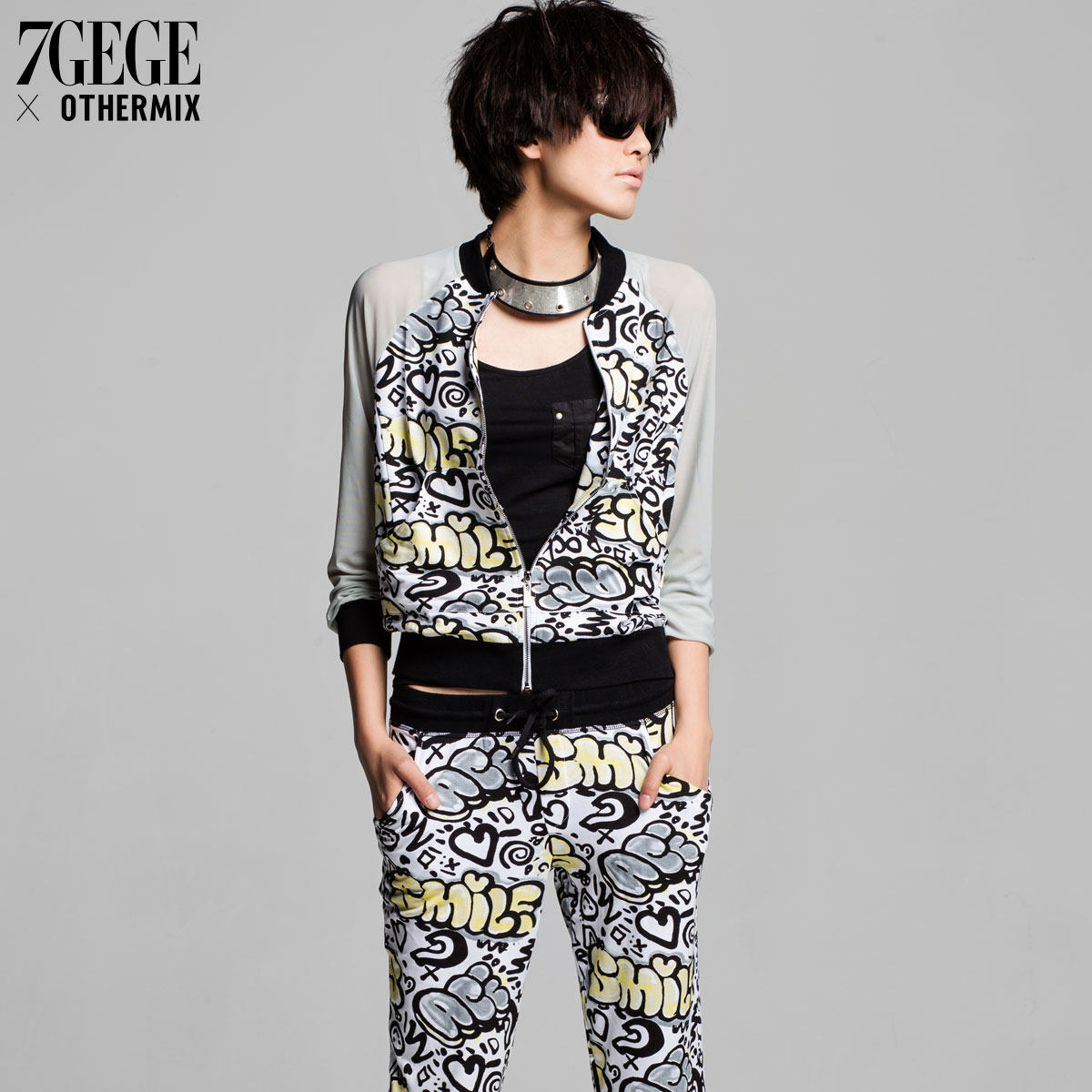 thermix2013秋装新品图腾印花<em>立领短外套 女</em>3