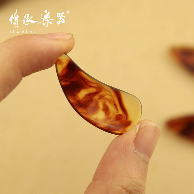 古筝指甲 琥珀色专业级凹槽指甲 赠送专业指甲盒8支一盒装 传承牌在类目 乐器/吉他/钢琴/配件, 乐器配件, 乐器指甲中 - 来自Buy2taobao.com提供专业的淘宝代购服务