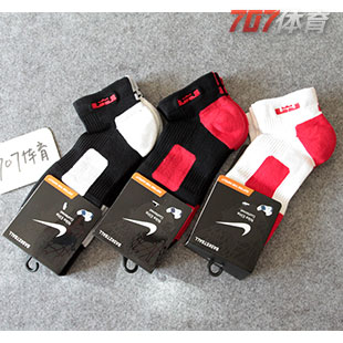 Nike LBJ詹姆斯精英篮球袜2双装 SX9023-001