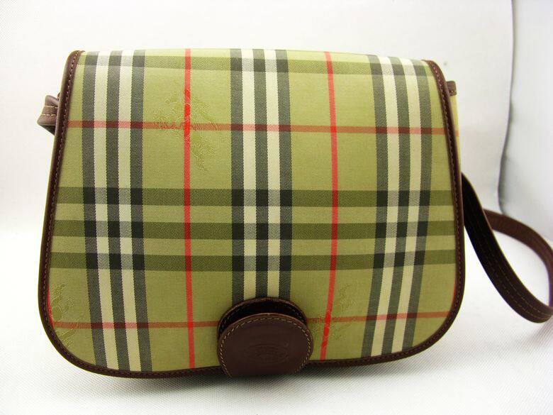 2013淘宝二手<em>奢侈品女包</em>店铺排行榜前10名_q